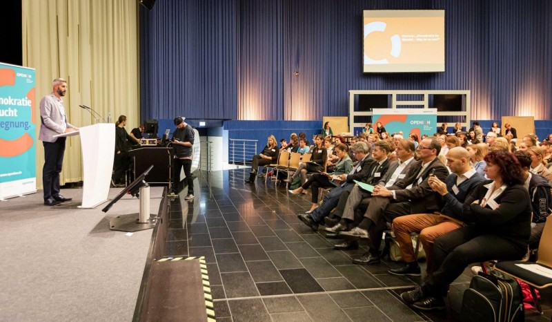 Eröffnung des OPENION-Bundeskongresses am 26.09.2019 im Kosmos Berlin