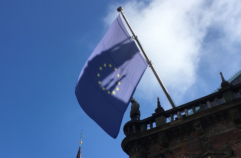 Europaflagge auf dem Rathaus in Bremen