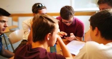Schüler des Wittelsbacher-Gymnasiums in München konzipieren eine App über die NSU-Verbrechen / Foto: Robert Hofmann